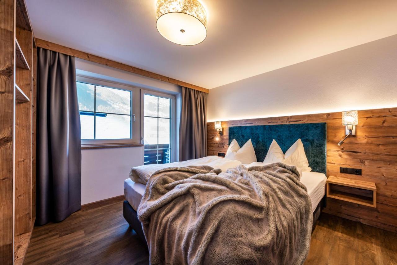 Gaestehaus Wiesengrund & Apart Sporer Mayrhofen Exterior photo