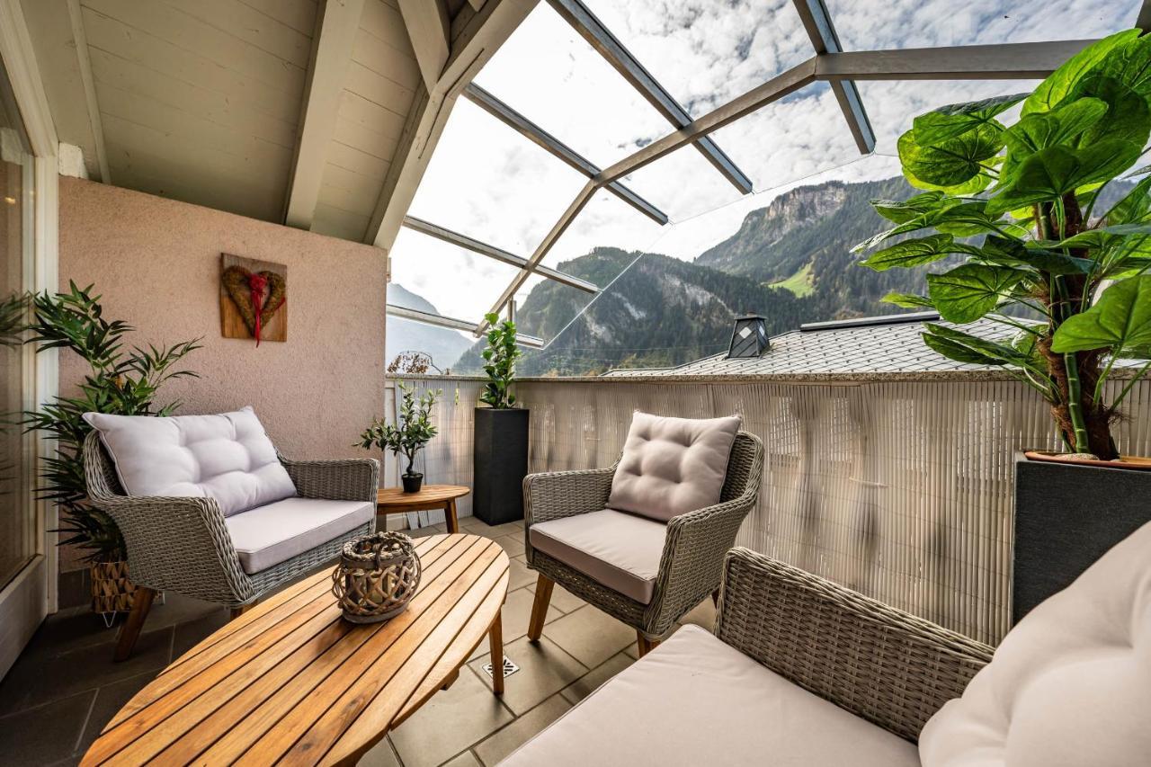 Gaestehaus Wiesengrund & Apart Sporer Mayrhofen Exterior photo